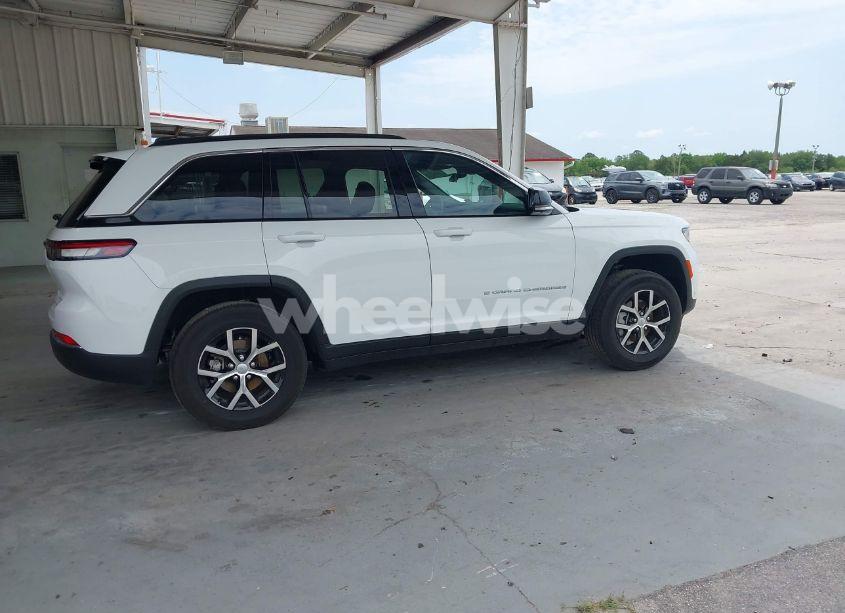 Photo 14 of 2024 Jeep Grand CHEROKEE LIMITED 4X4 (VIN 1C4RJHBG8RC225095)