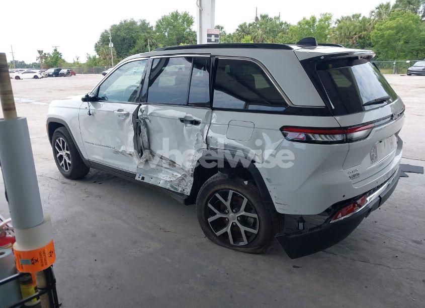 Photo 3 of 2024 Jeep Grand CHEROKEE LIMITED 4X4 (VIN 1C4RJHBG8RC225095)