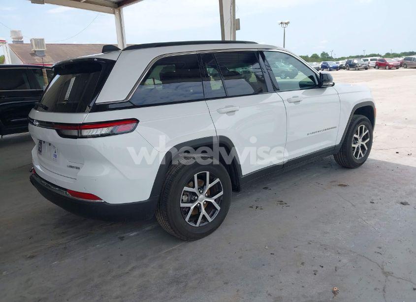 Photo 4 of 2024 Jeep Grand CHEROKEE LIMITED 4X4 (VIN 1C4RJHBG8RC225095)