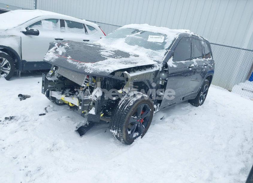 Photo 2 of 2024 Jeep Grand CHEROKEE LIMITED 4X4 (VIN 1C4RJHBG8RC702012)