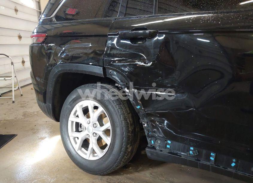 Photo 6 of 2022 Jeep Grand CHEROKEE LIMITED 4X4 (VIN 1C4RJHBG9N8521577)