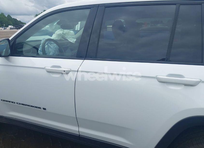 Photo 14 of 2023 Jeep Grand CHEROKEE LIMITED 4X4 (VIN 1C4RJHBG9PC533387)