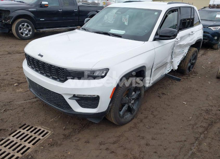 Photo 2 of 2023 Jeep Grand CHEROKEE LIMITED 4X4 (VIN 1C4RJHBG9PC560413)