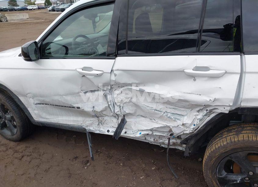 Photo 6 of 2023 Jeep Grand CHEROKEE LIMITED 4X4 (VIN 1C4RJHBG9PC560413)