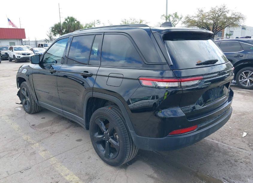 Photo 3 of 2023 Jeep Grand CHEROKEE LIMITED 4X4 (VIN 1C4RJHBG9PC569175)