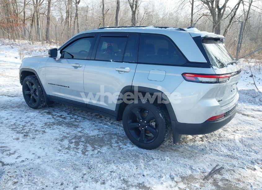 Photo 3 of 2023 Jeep Grand CHEROKEE LIMITED 4X4 (VIN 1C4RJHBG9PC599244)