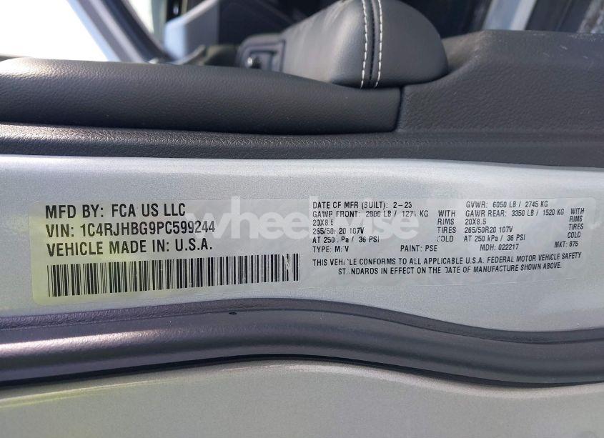 Photo 9 of 2023 Jeep Grand CHEROKEE LIMITED 4X4 (VIN 1C4RJHBG9PC599244)