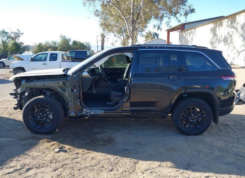 Photo 15 of 2023 Jeep Grand CHEROKEE LIMITED 4X4 (VIN 1C4RJHBG9PC645381)