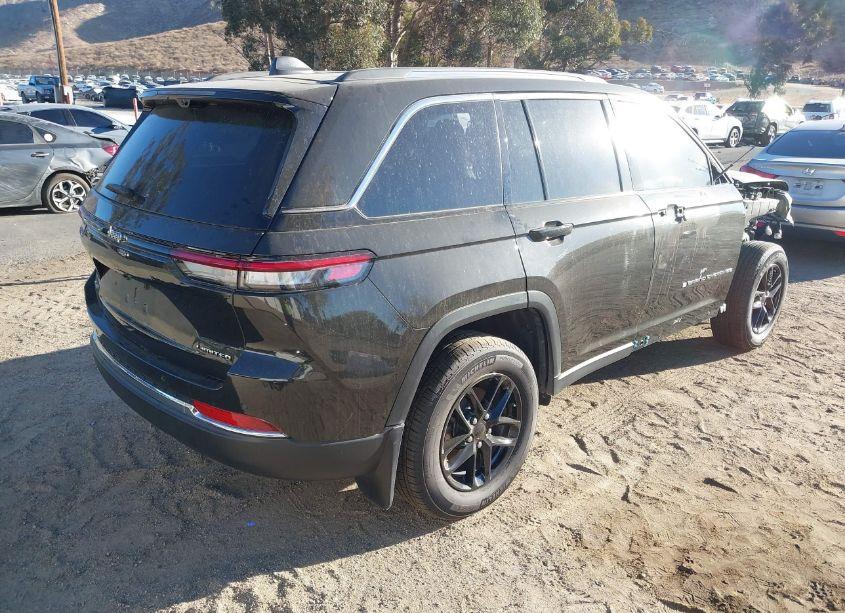 Photo 4 of 2023 Jeep Grand CHEROKEE LIMITED 4X4 (VIN 1C4RJHBG9PC645381)