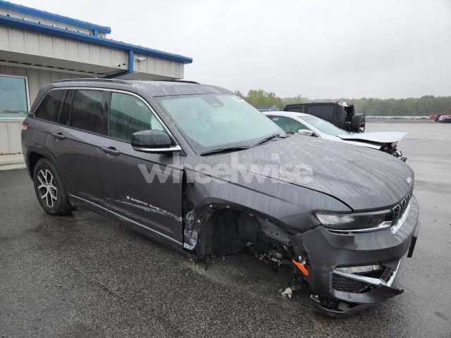 Photo 11 of 2024 JEEP GRAND CHEROKEE LIMITED (VIN 1C4RJHBG9R8620857)