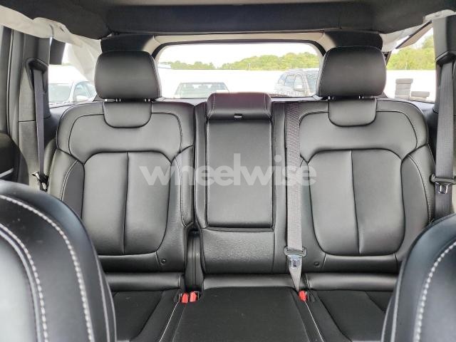 Photo 13 of 2024 JEEP GRAND CHEROKEE LIMITED (VIN 1C4RJHBG9R8620857)