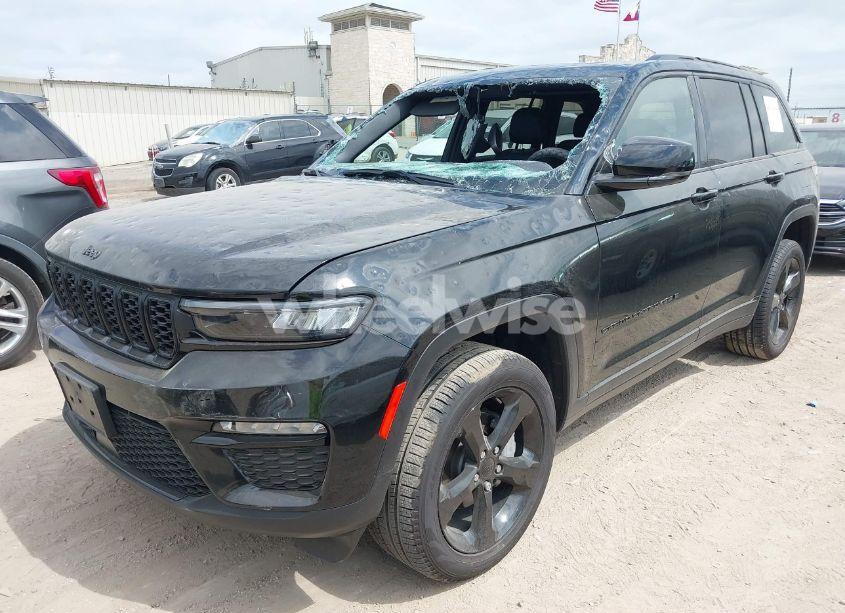 Photo 2 of 2024 Jeep Grand CHEROKEE LIMITED 4X4 (VIN 1C4RJHBG9RC168955)