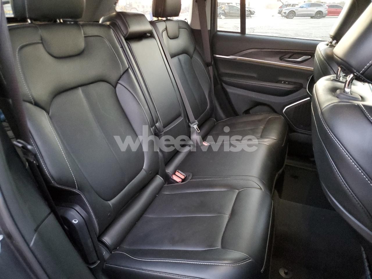 Photo 11 of 2022 JEEP GRAND CHEROKEE LIMITED (VIN 1C4RJHBGXN8578774)