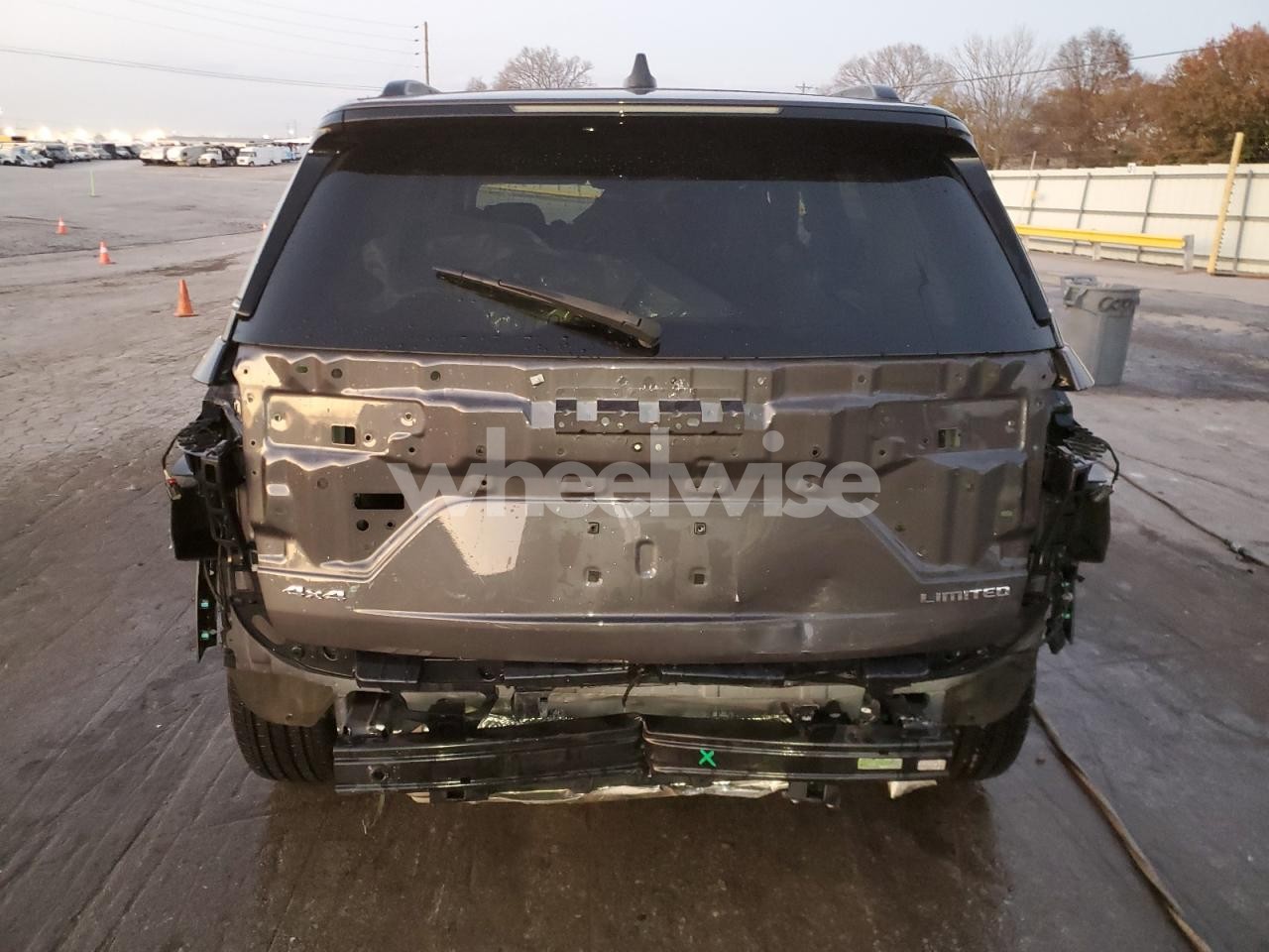 Photo 6 of 2022 JEEP GRAND CHEROKEE LIMITED (VIN 1C4RJHBGXN8578774)