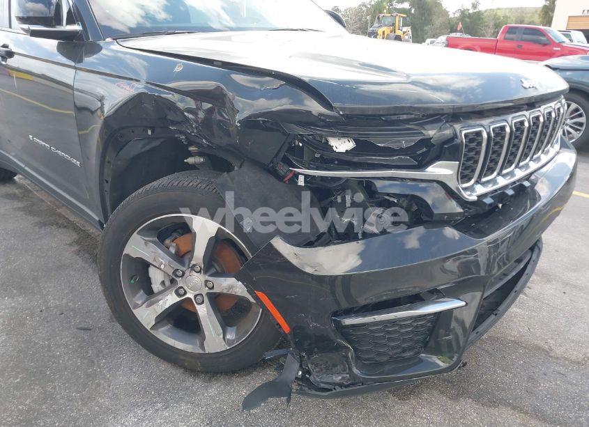 Photo 6 of 2023 Jeep Grand CHEROKEE LIMITED 4X4 (VIN 1C4RJHBGXP8766245)