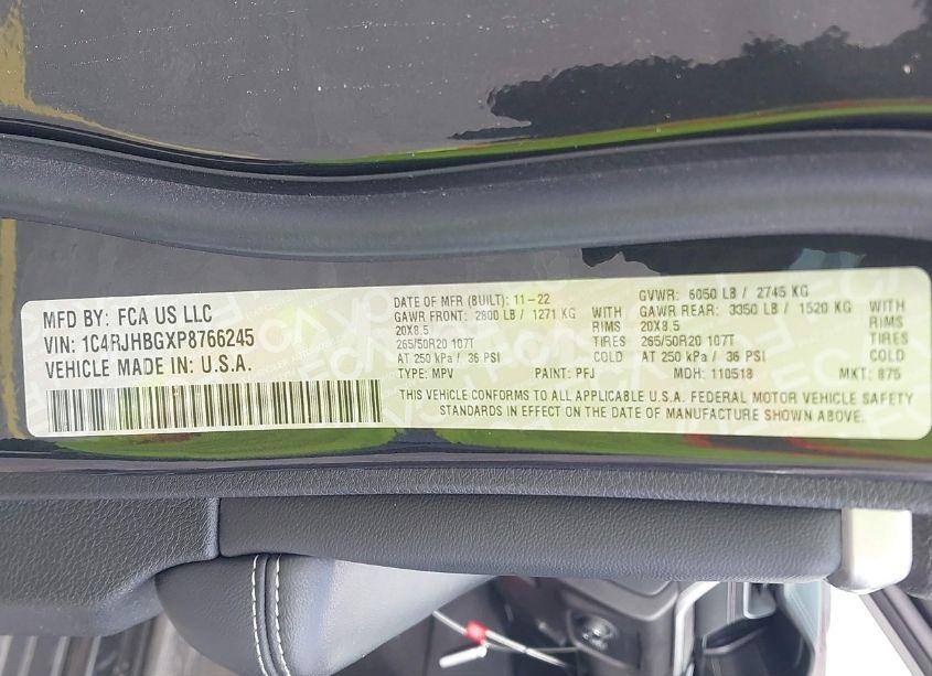 Photo 9 of 2023 Jeep Grand CHEROKEE LIMITED 4X4 (VIN 1C4RJHBGXP8766245)