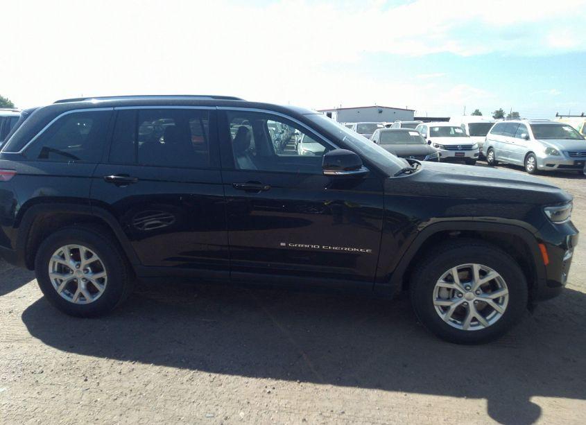 Photo 13 of 2023 Jeep Grand CHEROKEE LIMITED 4X4 (VIN 1C4RJHBGXPC500902)