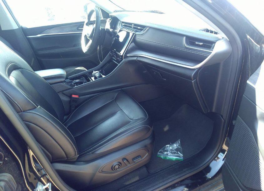 Photo 5 of 2023 Jeep Grand CHEROKEE LIMITED 4X4 (VIN 1C4RJHBGXPC500902)