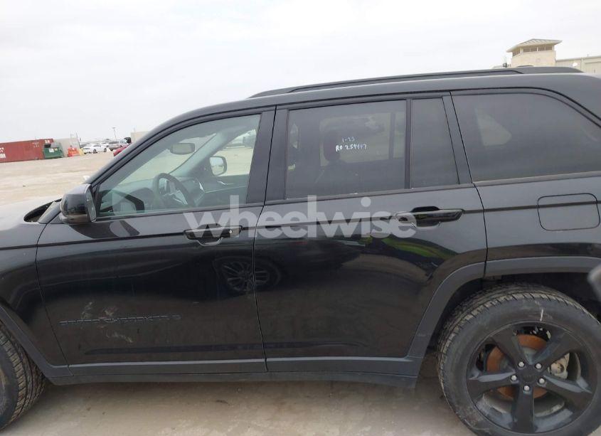 Photo 15 of 2023 Jeep Grand CHEROKEE LIMITED 4X4 (VIN 1C4RJHBGXPC569265)