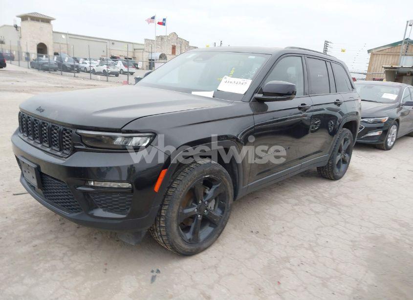 Photo 2 of 2023 Jeep Grand CHEROKEE LIMITED 4X4 (VIN 1C4RJHBGXPC569265)