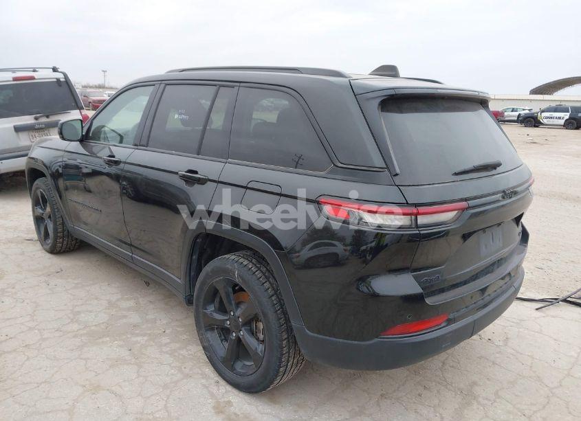 Photo 3 of 2023 Jeep Grand CHEROKEE LIMITED 4X4 (VIN 1C4RJHBGXPC569265)