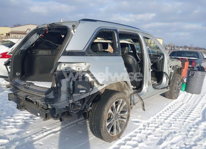 Photo 4 of 2022 Jeep Grand CHEROKEE OVERLAND 4X4 (VIN 1C4RJHDG1N8606751)