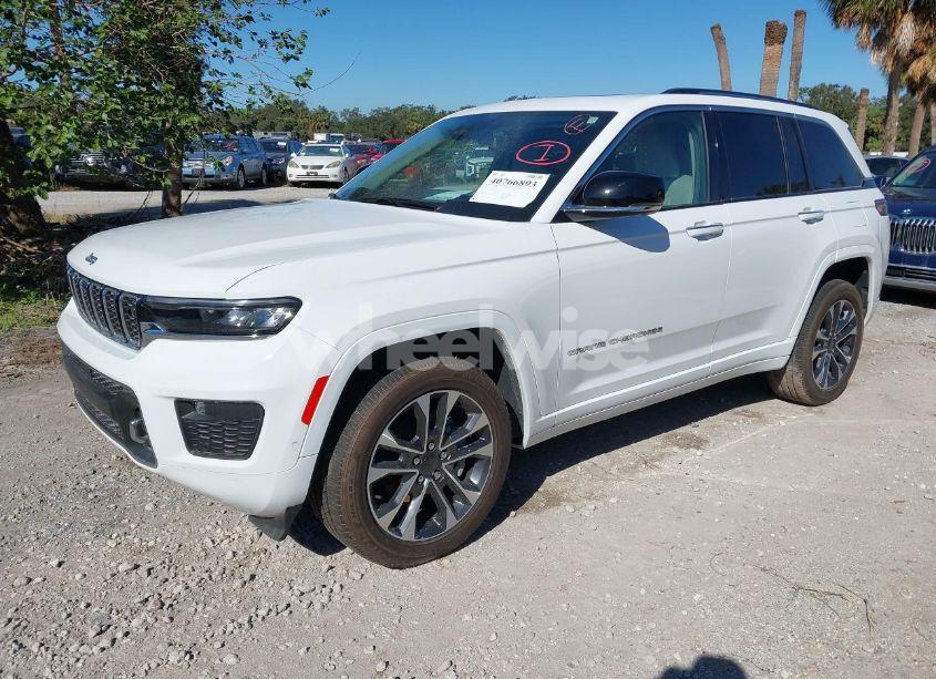 Photo 2 of 2023 Jeep Grand CHEROKEE OVERLAND 4X4 (VIN 1C4RJHDG2PC502074)