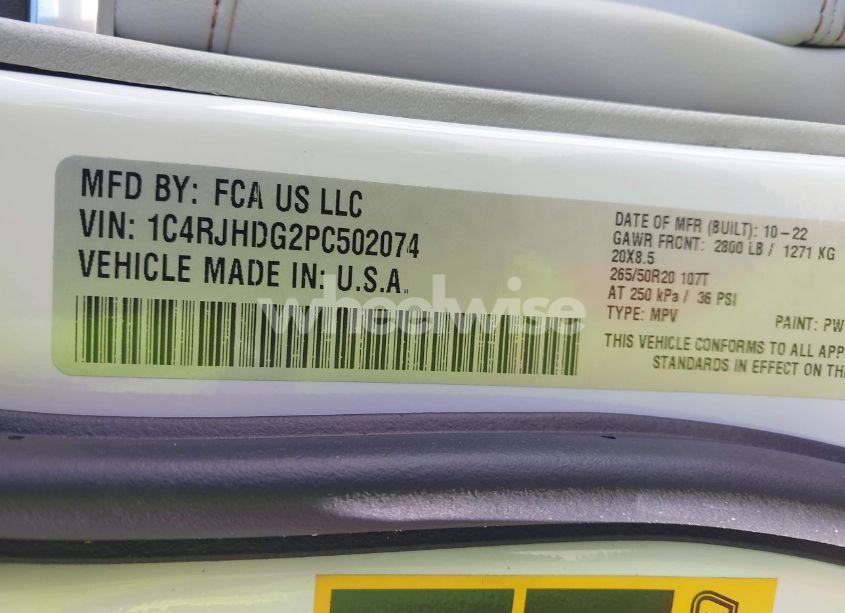 Photo 9 of 2023 Jeep Grand CHEROKEE OVERLAND 4X4 (VIN 1C4RJHDG2PC502074)