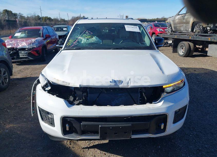 Photo 12 of 2023 Jeep Grand CHEROKEE OVERLAND 4X4 (VIN 1C4RJHDG3PC508742)