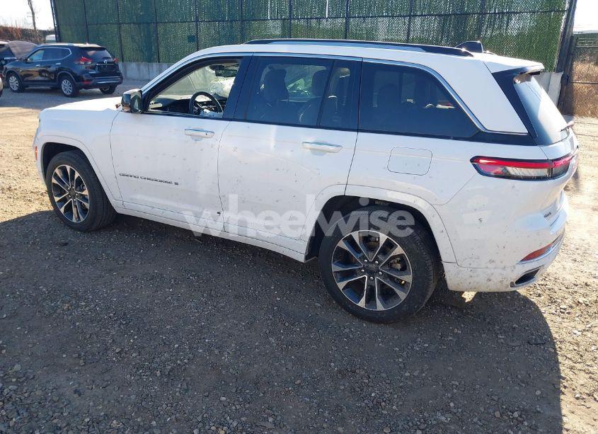 Photo 3 of 2023 Jeep Grand CHEROKEE OVERLAND 4X4 (VIN 1C4RJHDG3PC508742)