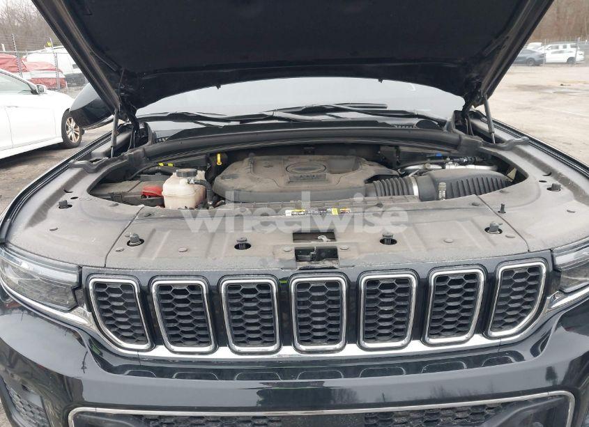 Photo 10 of 2023 Jeep Grand CHEROKEE OVERLAND (VIN 1C4RJHDG5PC519029)