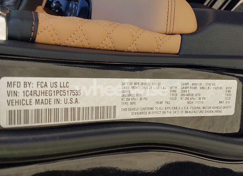 Photo 9 of 2023 Jeep Grand CHEROKEE SUMMIT 4X4 (VIN 1C4RJHEG1PC517535)