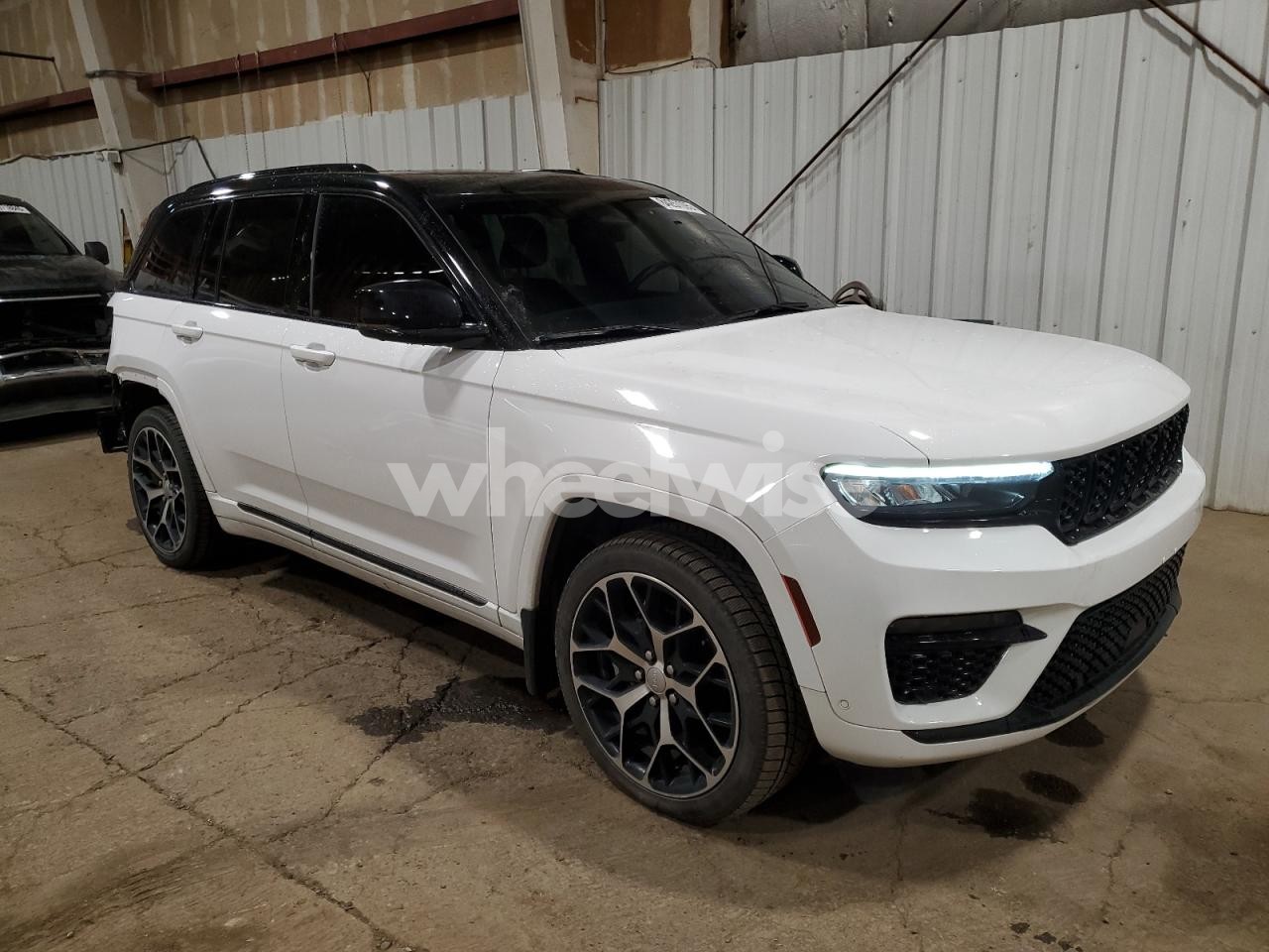 Photo 4 of 2022 JEEP GRAND CHEROKEE SUMMIT (VIN 1C4RJHEG5N8636222)