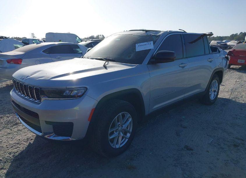 Photo 2 of 2024 Jeep Grand CHEROKEE L LAREDO X 4X2 (VIN 1C4RJJAG0R8559357)