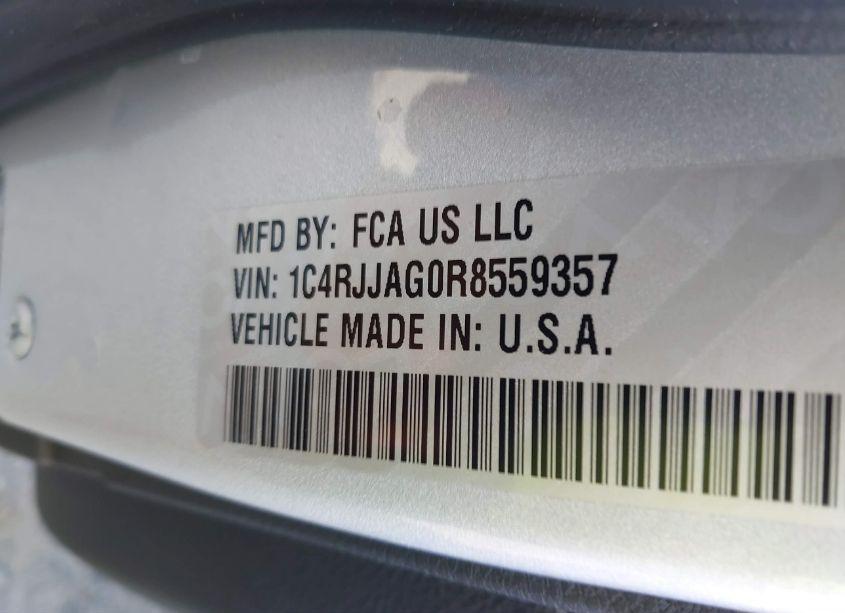 Photo 9 of 2024 Jeep Grand CHEROKEE L LAREDO X 4X2 (VIN 1C4RJJAG0R8559357)