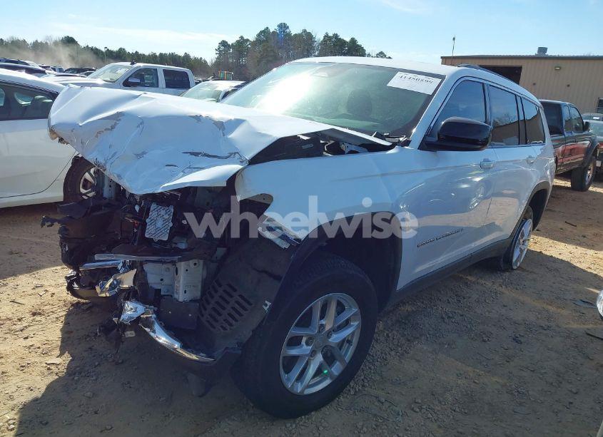 Photo 2 of 2023 Jeep Grand CHEROKEE L LAREDO 4X2 (VIN 1C4RJJAG1P8797795)
