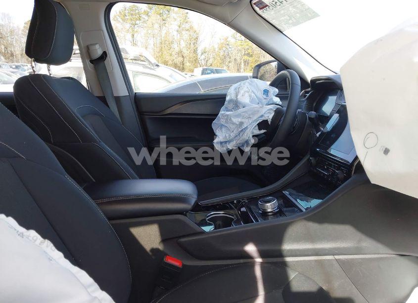 Photo 5 of 2023 Jeep Grand CHEROKEE L LAREDO 4X2 (VIN 1C4RJJAG1P8797795)