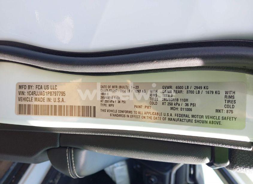 Photo 9 of 2023 Jeep Grand CHEROKEE L LAREDO 4X2 (VIN 1C4RJJAG1P8797795)