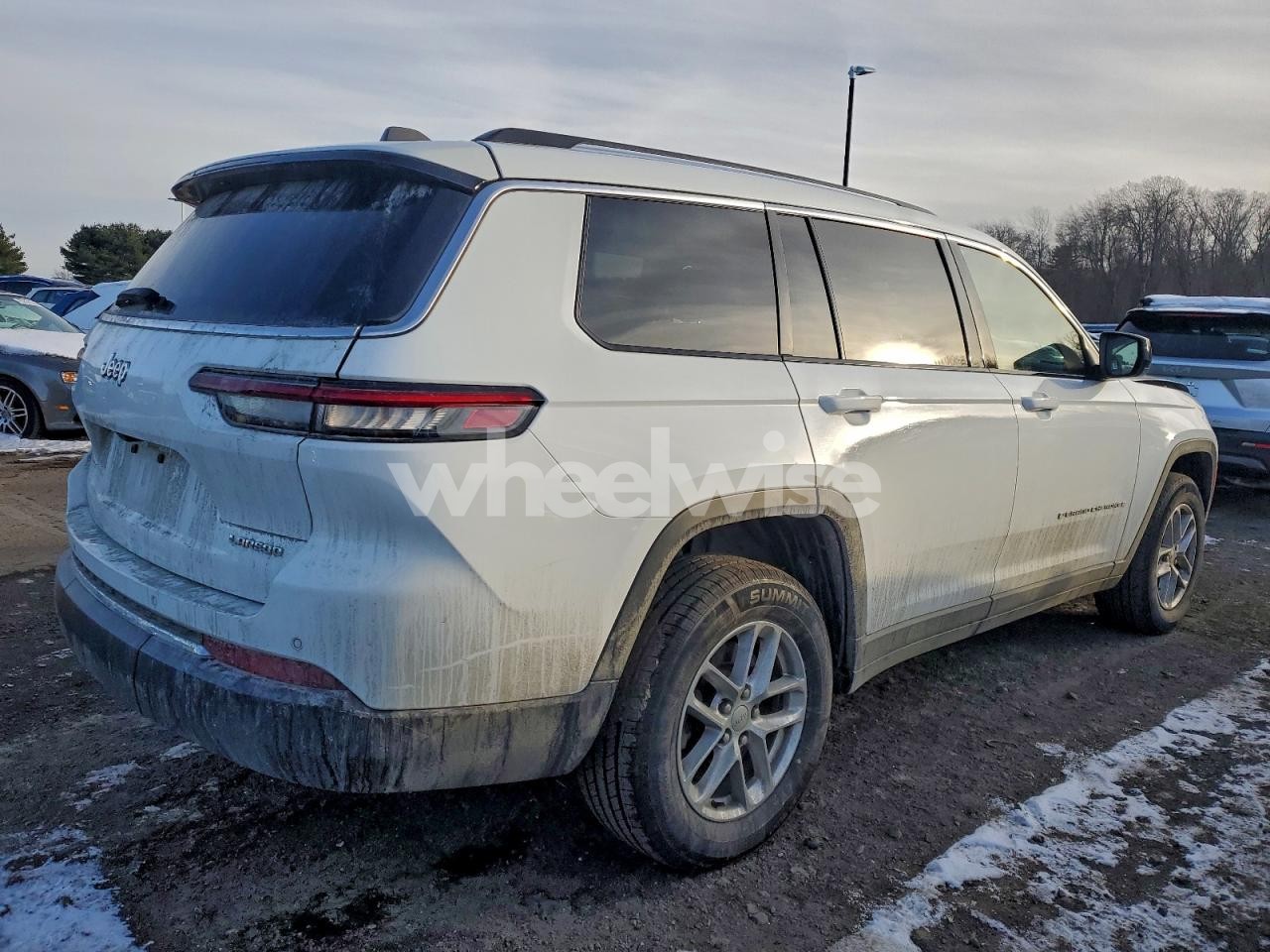 Photo 3 of 2023 JEEP GRAND CHEROKEE L LAREDO (VIN 1C4RJJAG2P8867367)