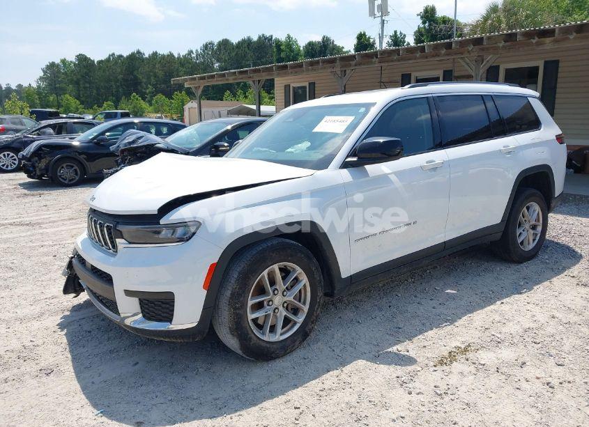 Photo 2 of 2023 Jeep Grand CHEROKEE L LAREDO 4X2 (VIN 1C4RJJAG3P8856636)