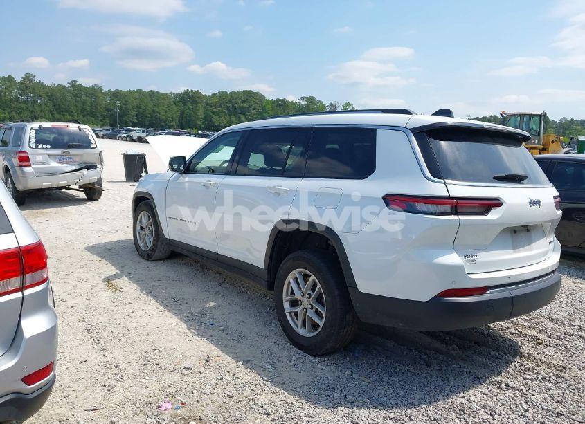 Photo 3 of 2023 Jeep Grand CHEROKEE L LAREDO 4X2 (VIN 1C4RJJAG3P8856636)