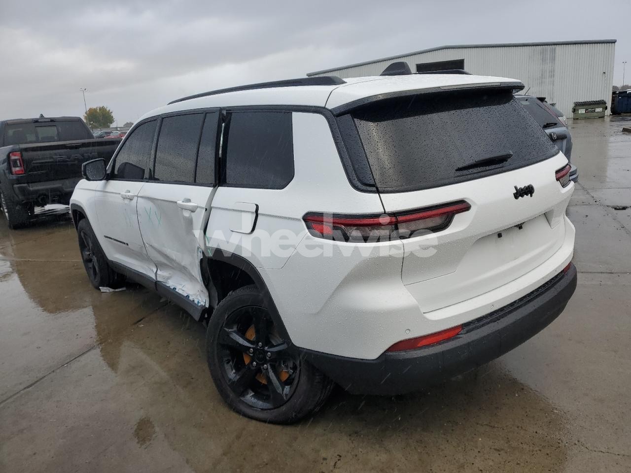 Photo 2 of 2024 JEEP GRAND CHEROKEE L LAREDO (VIN 1C4RJJAG5R8504578)