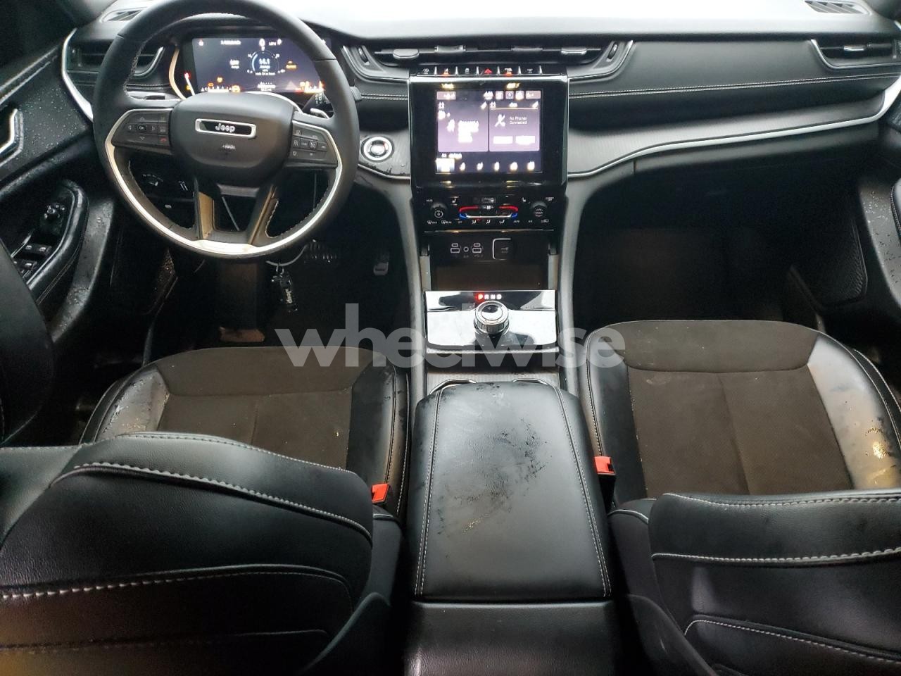 Photo 8 of 2024 JEEP GRAND CHEROKEE L LAREDO (VIN 1C4RJJAG5R8504578)