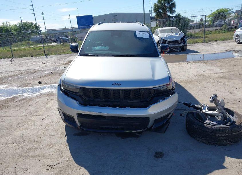 Photo 12 of 2023 Jeep Grand CHEROKEE L ALTITUDE 4X2 (VIN 1C4RJJAG7P8901447)