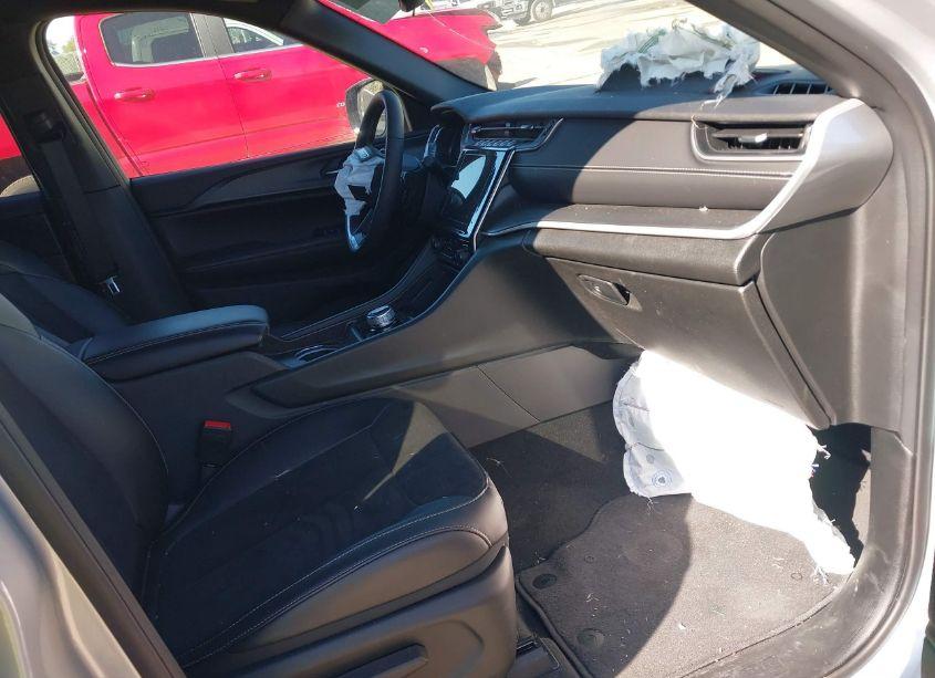 Photo 5 of 2023 Jeep Grand CHEROKEE L ALTITUDE 4X2 (VIN 1C4RJJAG7P8901447)