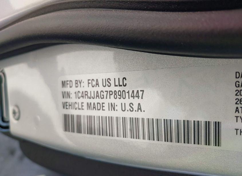 Photo 9 of 2023 Jeep Grand CHEROKEE L ALTITUDE 4X2 (VIN 1C4RJJAG7P8901447)