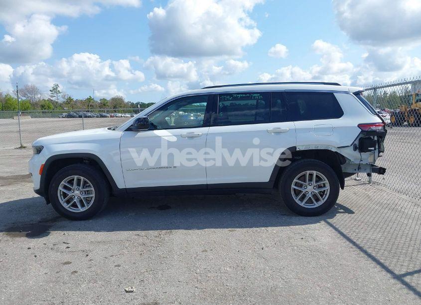 Photo 15 of 2023 Jeep Grand CHEROKEE L LAREDO 4X2 (VIN 1C4RJJAG8P8790570)