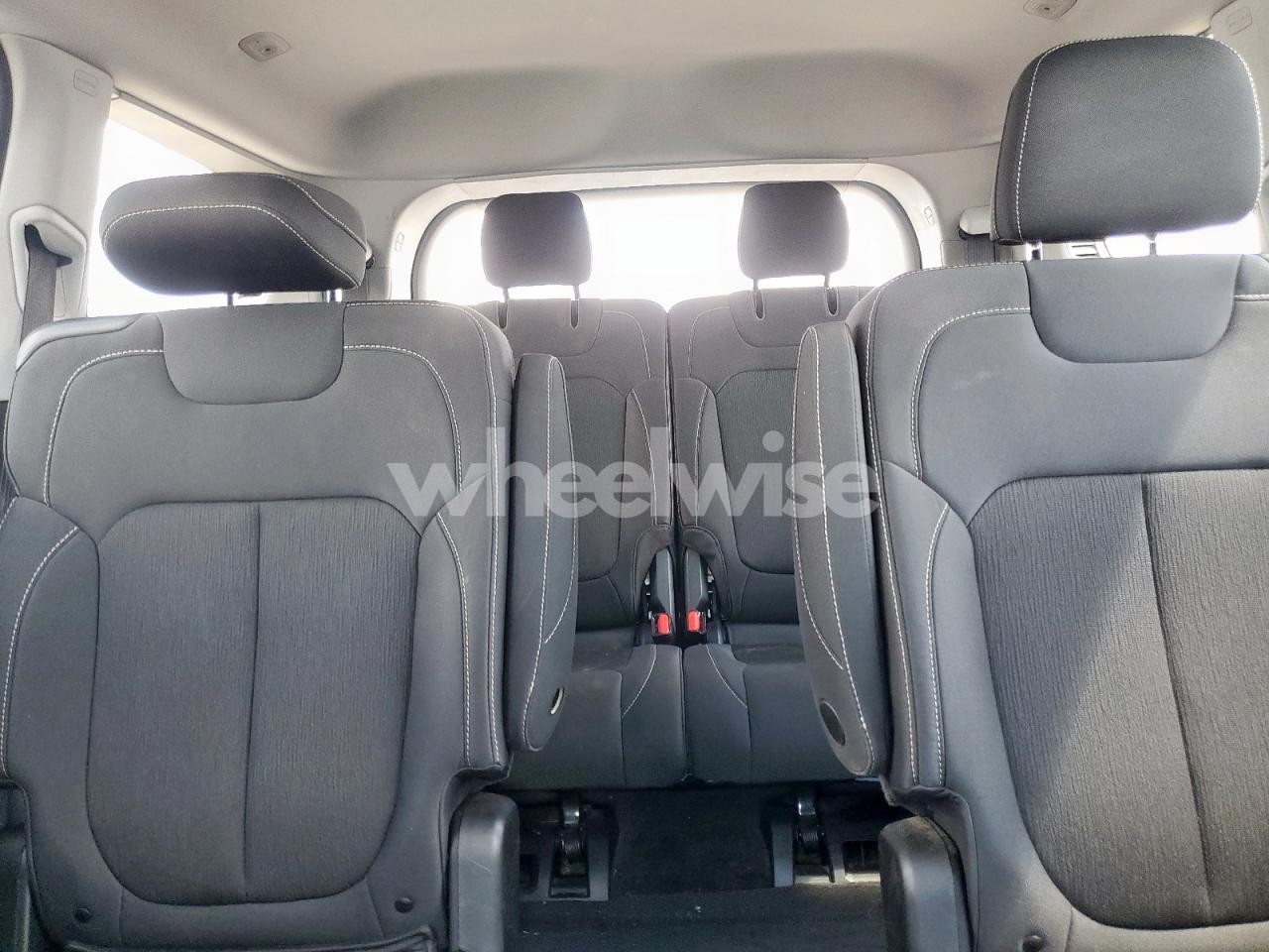 Photo 10 of 2023 JEEP GRAND CHEROKEE L LAREDO (VIN 1C4RJJAG9P8755150)