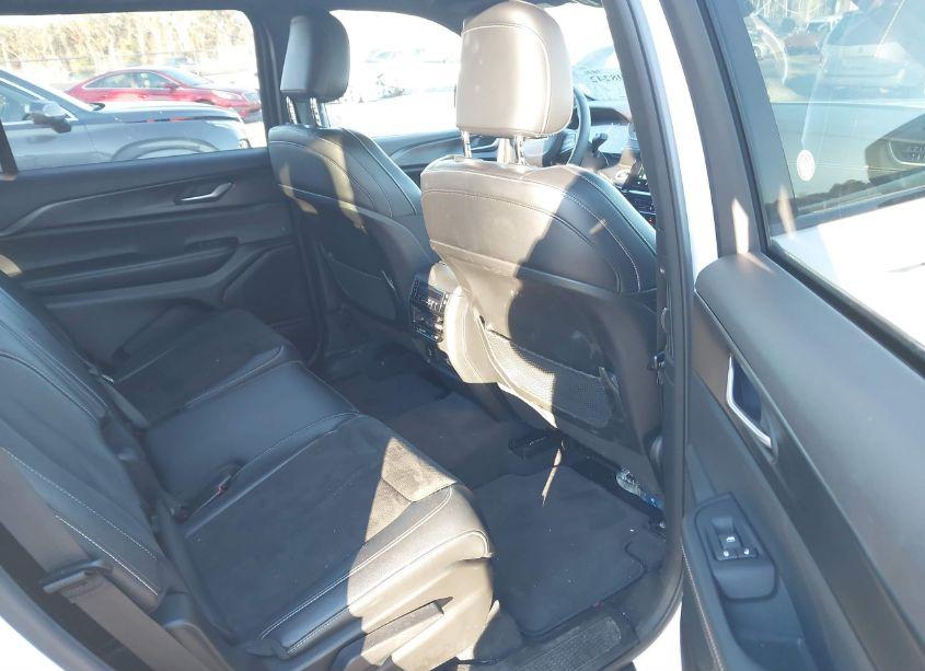 Photo 8 of 2023 Jeep Grand CHEROKEE L ALTITUDE 4X2 (VIN 1C4RJJAG9P8901434)