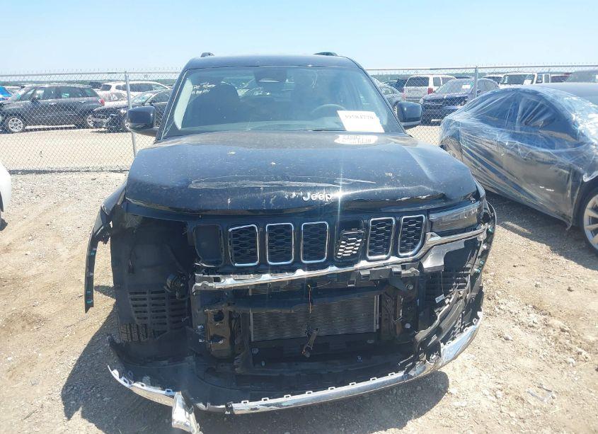 Photo 12 of 2023 Jeep Grand CHEROKEE L LAREDO 4X2 (VIN 1C4RJJAGXP8867021)